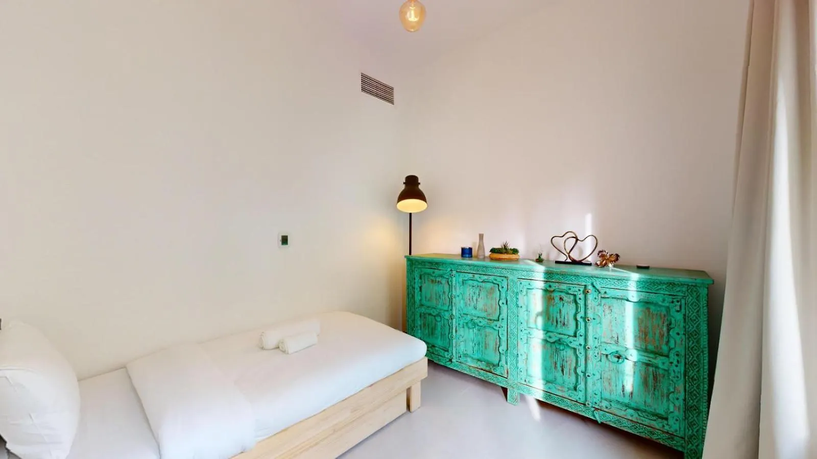Holiday home The Lakes - Contemporary Three Bedroom Villa Dubai United Arab Emirates