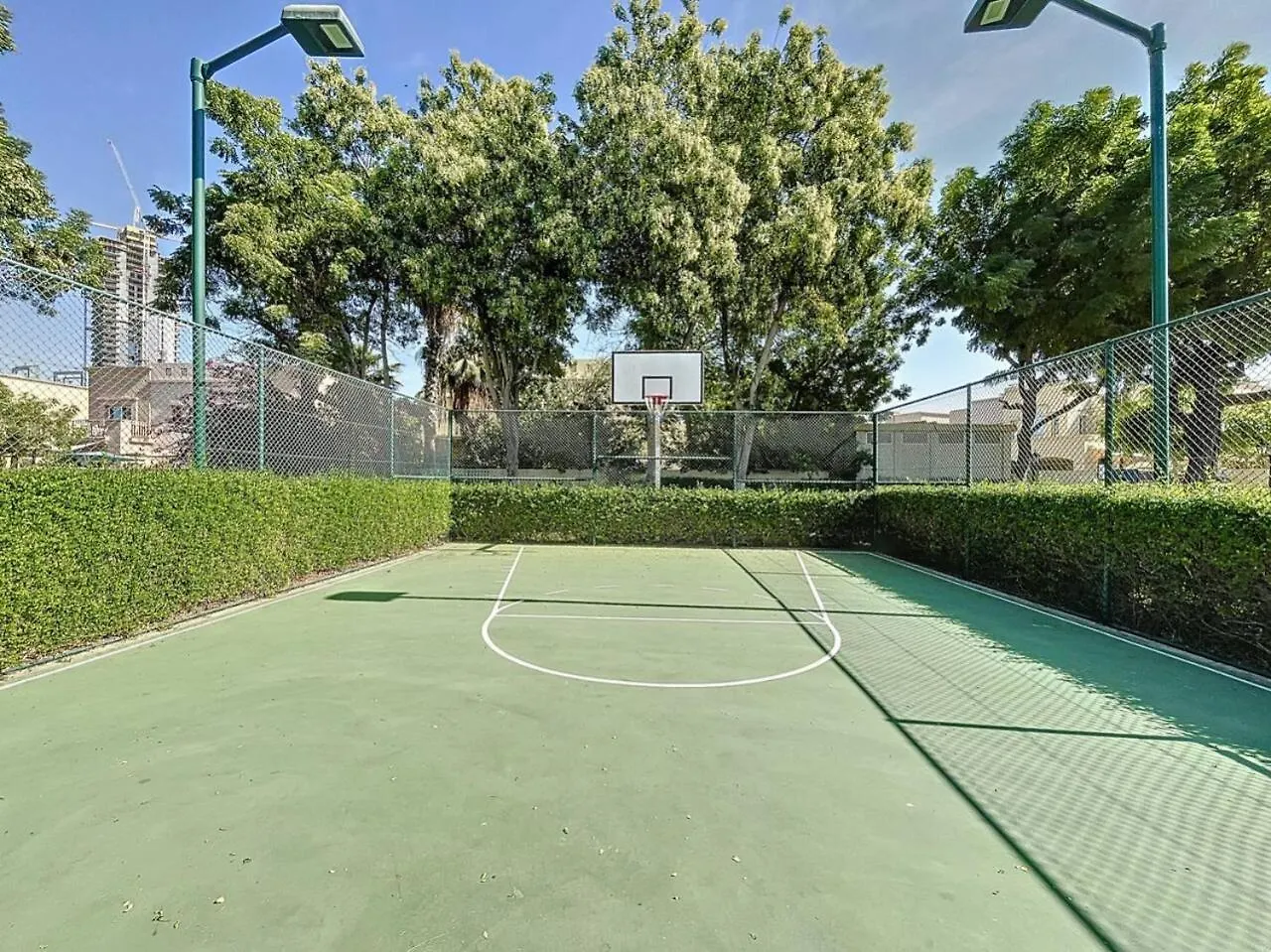 The Lakes - Contemporary Three Bedroom Villa Dubai 0*,  United Arab Emirates